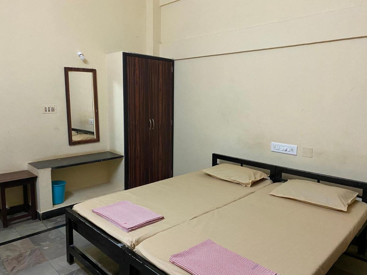 Hotel Sooryakamal Mahal Dharmastala Esterno foto
