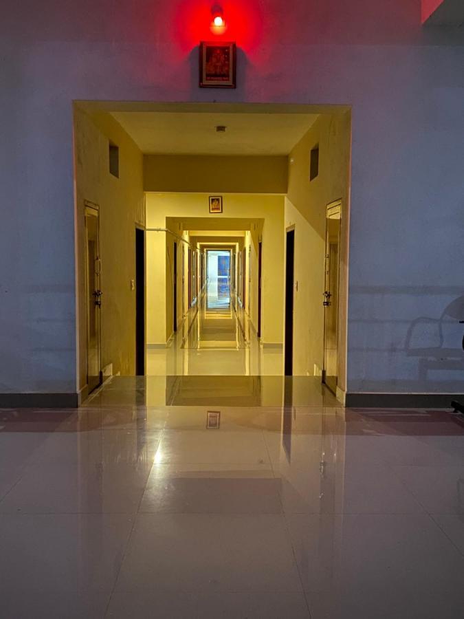 Hotel Sooryakamal Mahal Dharmastala Esterno foto