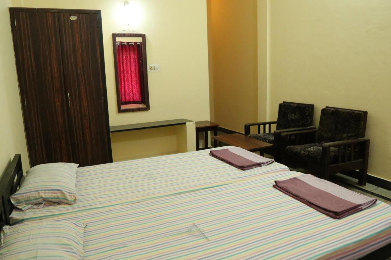 Hotel Sooryakamal Mahal Dharmastala Esterno foto
