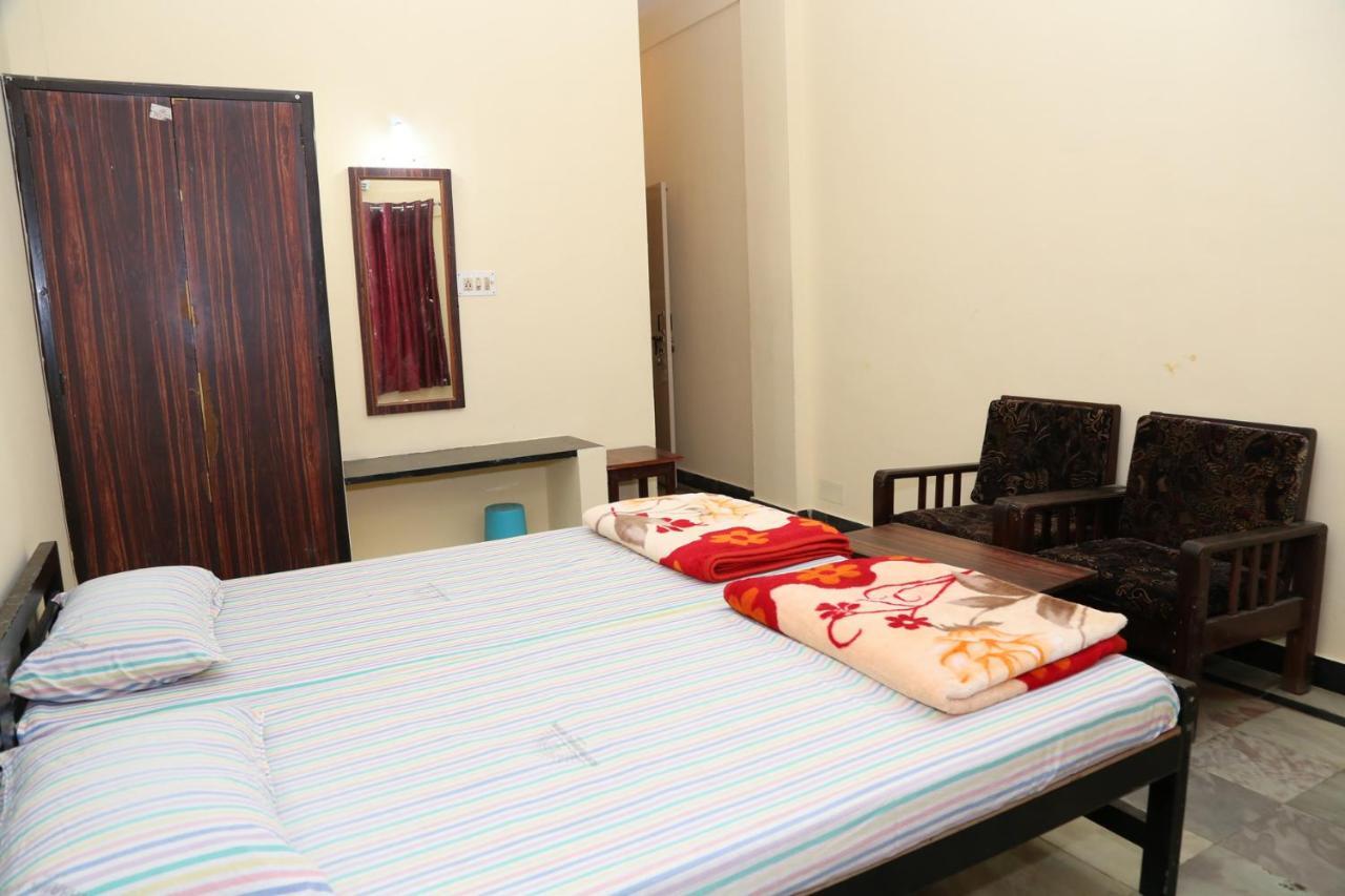 Hotel Sooryakamal Mahal Dharmastala Esterno foto
